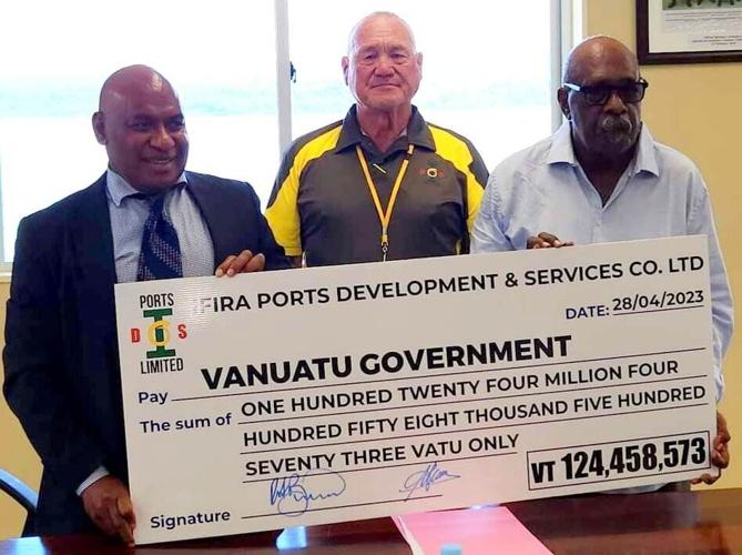 The Government and ITL receive stimulus cheques worth VT124 million.